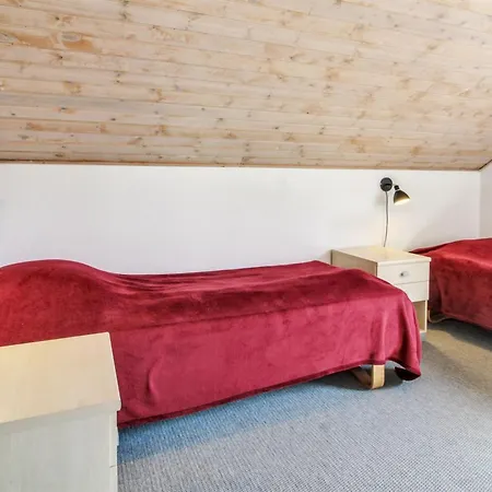 Appartamento Walgaest - 2-3km From The Sea By Interhome *